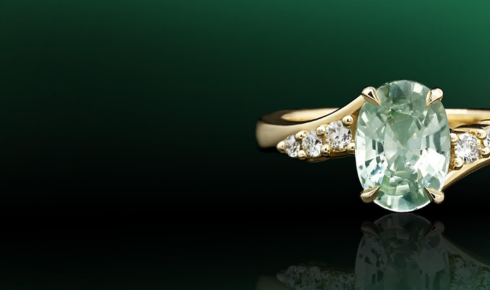 Sapphire engagement rings UK