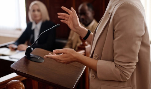 how to become expert witness